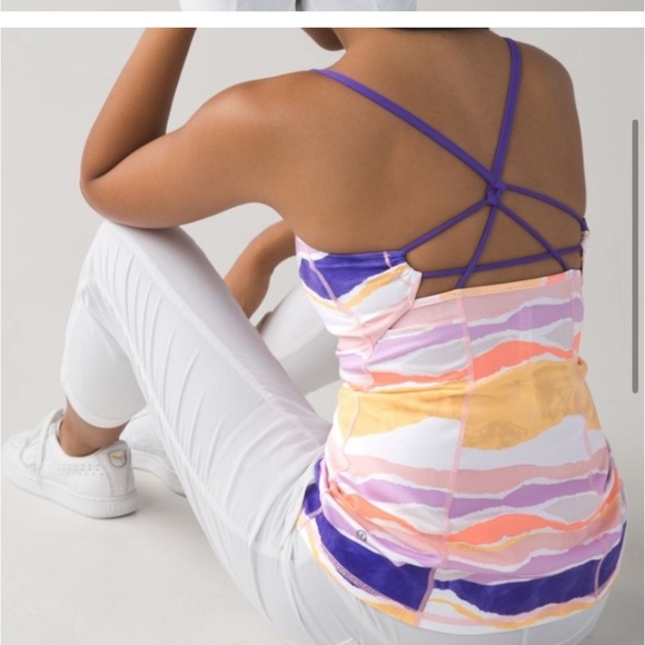 Lululemon Dancing Warrior Tank - Bleacher Stripe size 4 w♥️ #56 - Picture 3 of 8